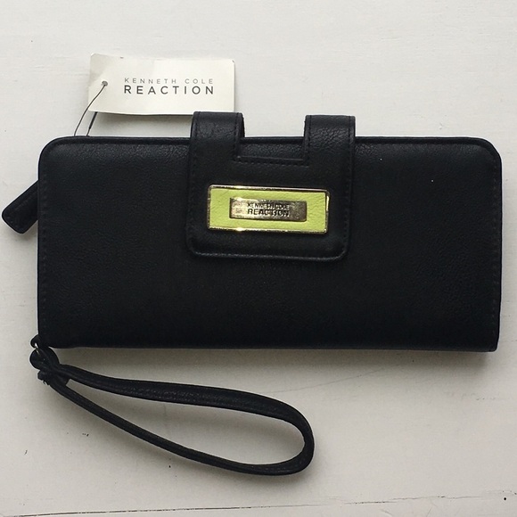 Kenneth Cole Reaction Clutch/wallet - Picture 2 of 5